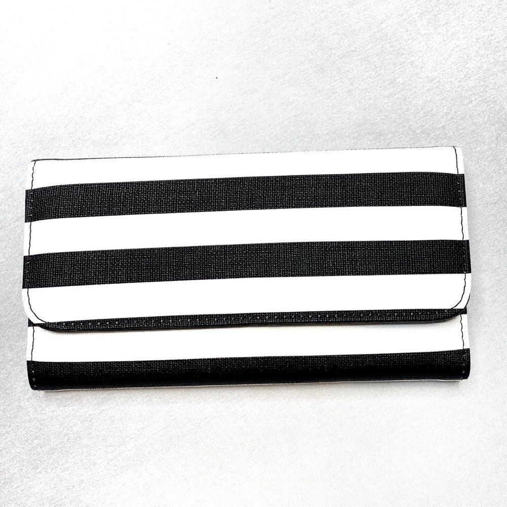 Kut from the Kloth black and white striped wallet